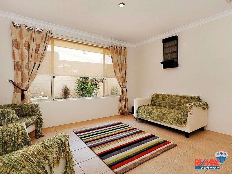 48 Pembury Way, Butler WA 6036