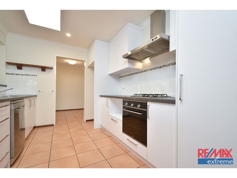 10 Johnston Way, Padbury WA 6025