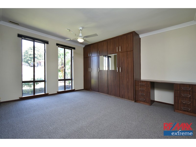 10 Johnston Way, Padbury WA 6025