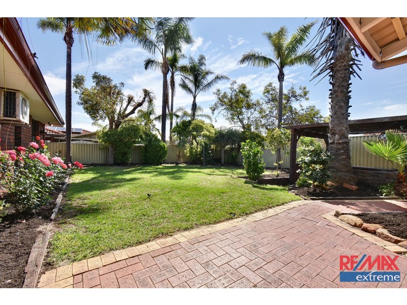 10 Johnston Way, Padbury WA 6025