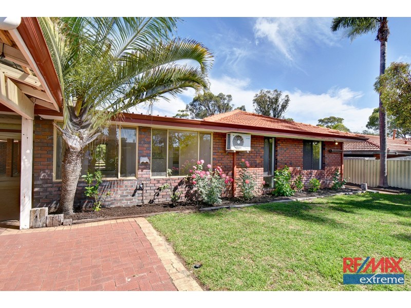 10 Johnston Way, Padbury WA 6025