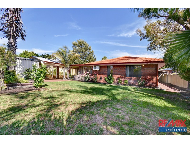 10 Johnston Way, Padbury WA 6025