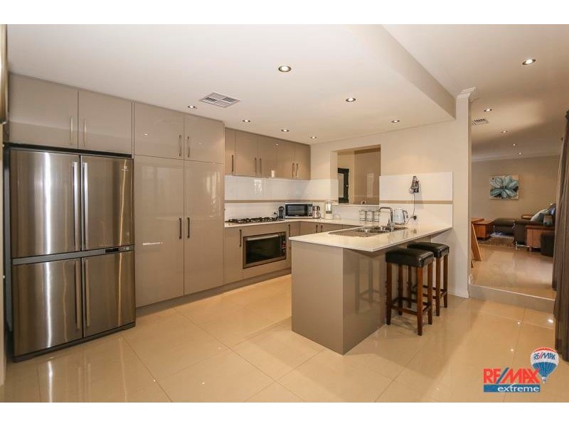 3/49 Discovery Circuit, Iluka WA 6028