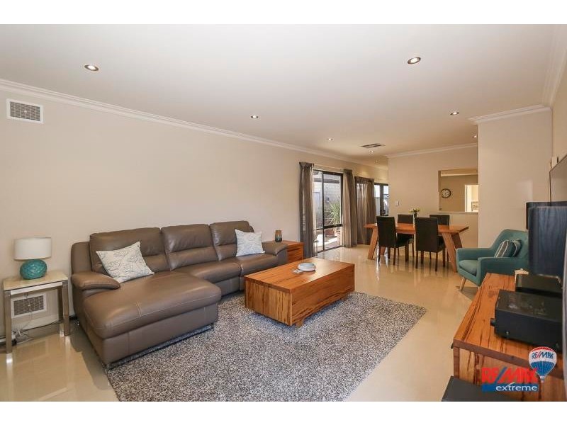 3/49 Discovery Circuit, Iluka WA 6028