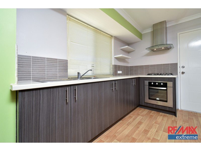 14 Leschenault Loop, Banksia Grove WA 6031