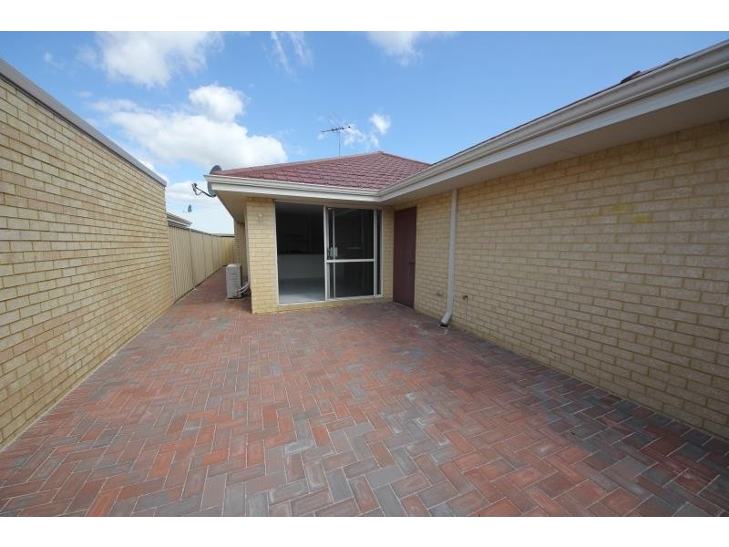 5/76 Harden Park Trail, Carramar WA 6031