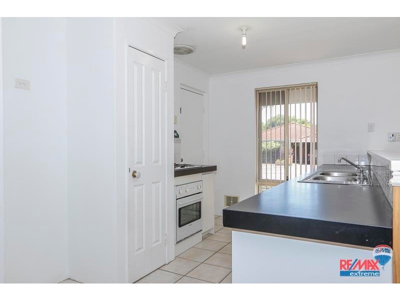 8 Eastleigh Loop, Currambine WA 6028