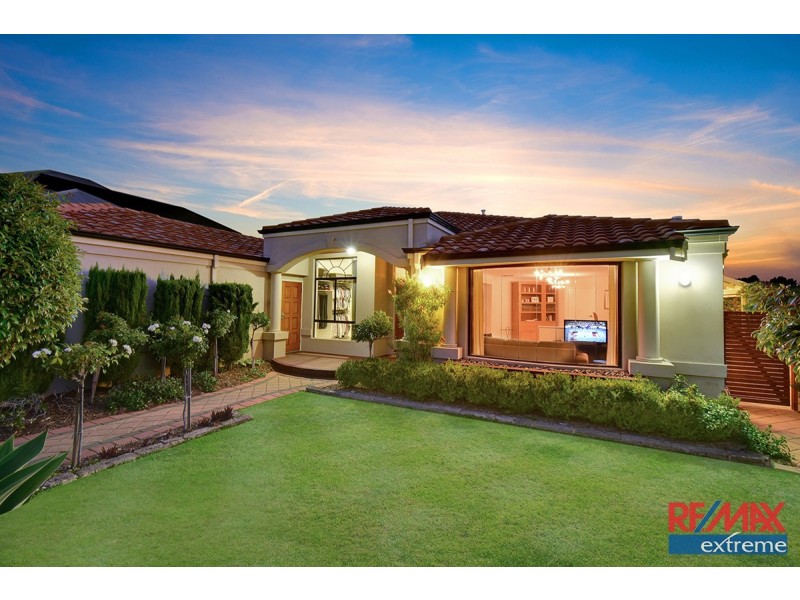 35 Quincy Loop, Iluka WA 6028