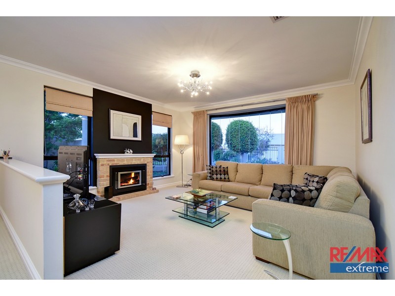 35 Quincy Loop, Iluka WA 6028