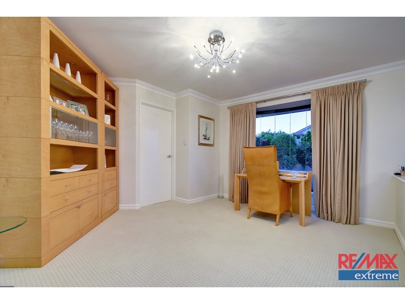 35 Quincy Loop, Iluka WA 6028