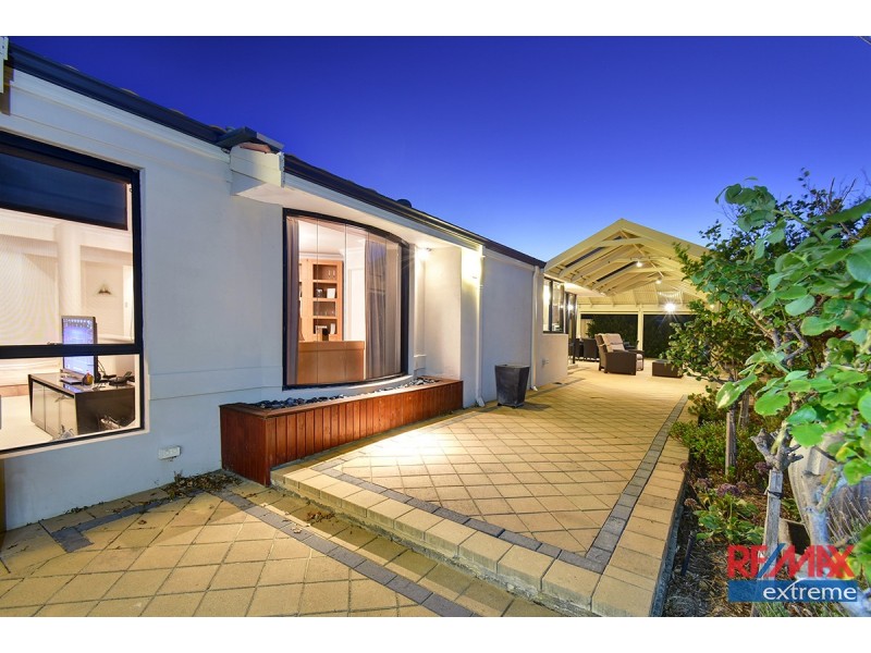 35 Quincy Loop, Iluka WA 6028