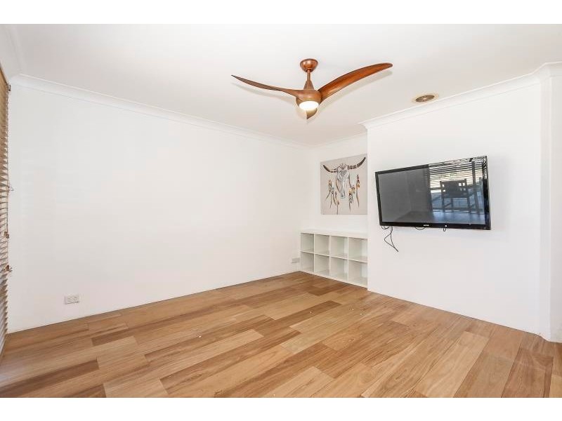 35 St Ives Drive, Yanchep WA 6035