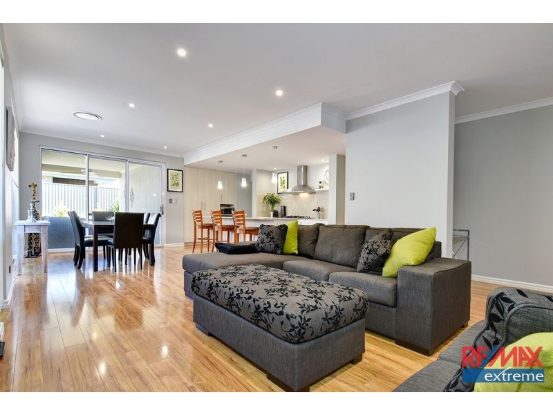 38 Perkins Drive, Clarkson WA 6030