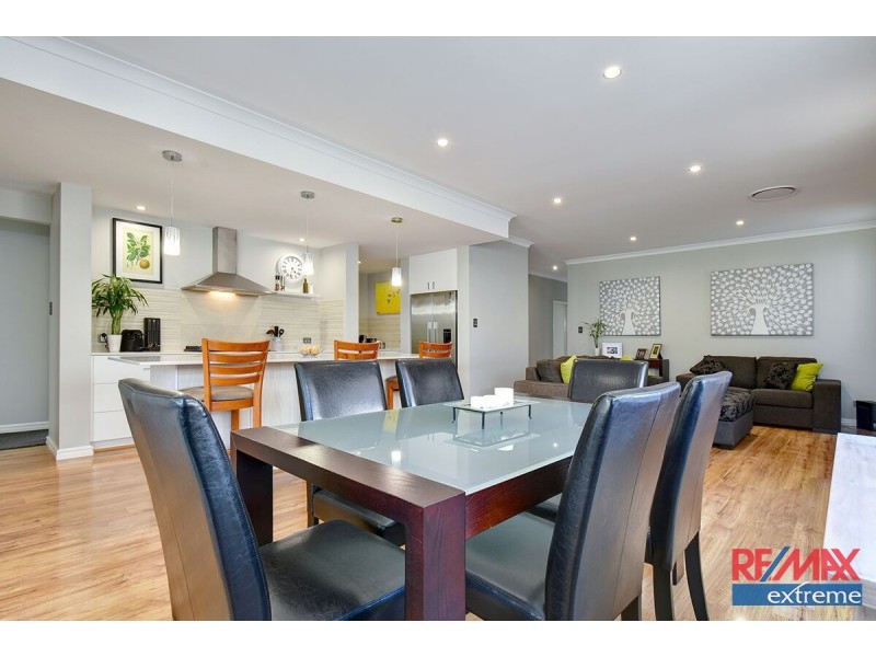 38 Perkins Drive, Clarkson WA 6030