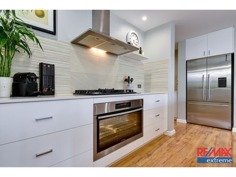 38 Perkins Drive, Clarkson WA 6030