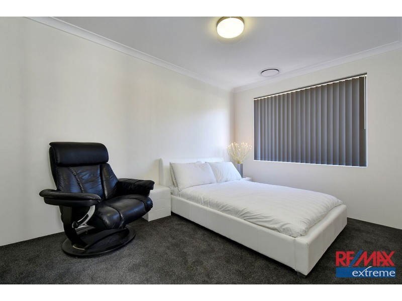 38 Perkins Drive, Clarkson WA 6030