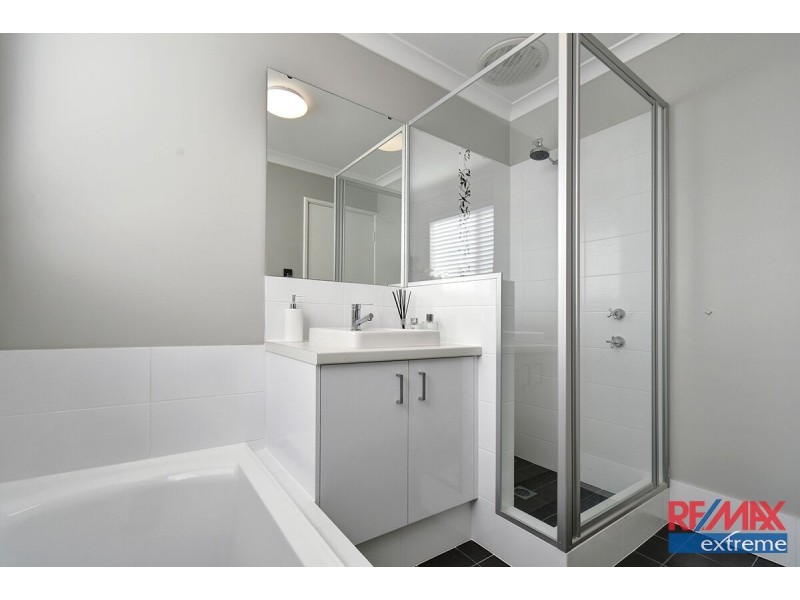 38 Perkins Drive, Clarkson WA 6030