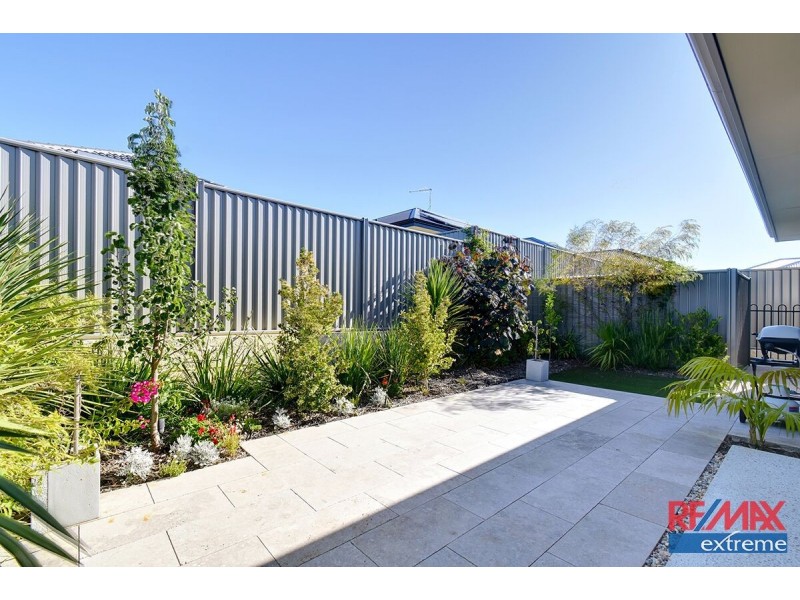 38 Perkins Drive, Clarkson WA 6030