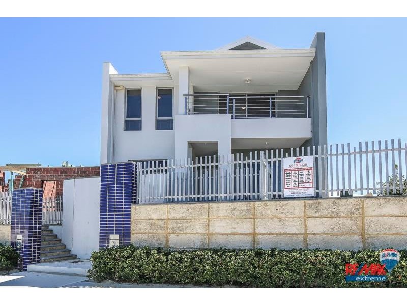 74 Reflection Boulevard, Jindalee WA 6036