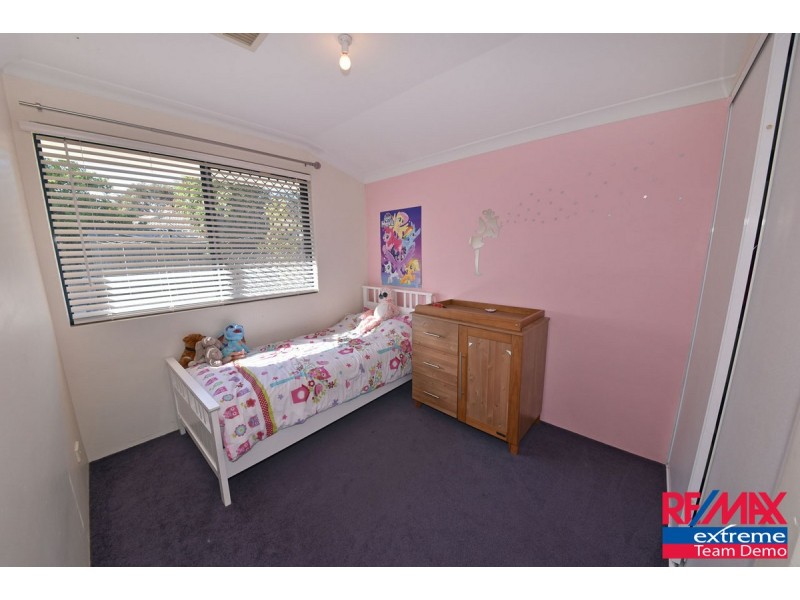 12 Yarra Court, Carramar WA 6031