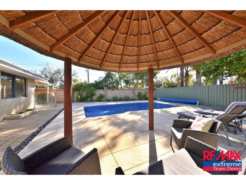 12 Yarra Court, Carramar WA 6031