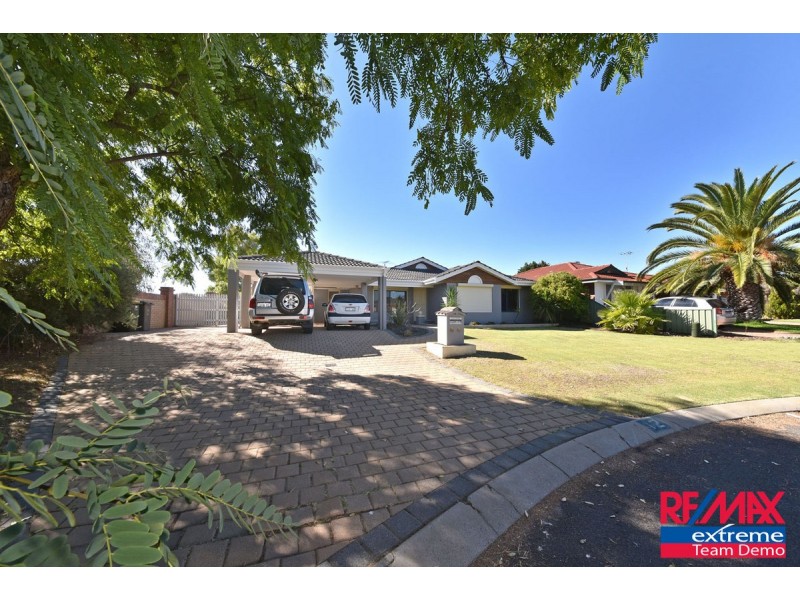 12 Yarra Court, Carramar WA 6031