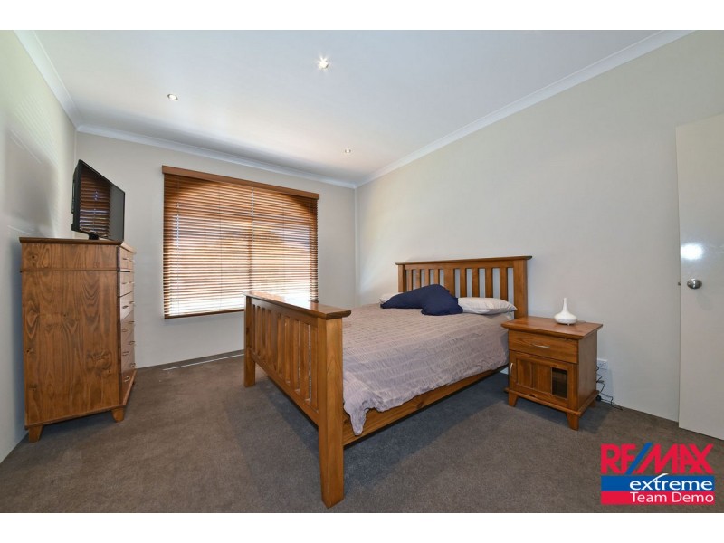 178 St Stephens Crescent, Tapping WA 6065