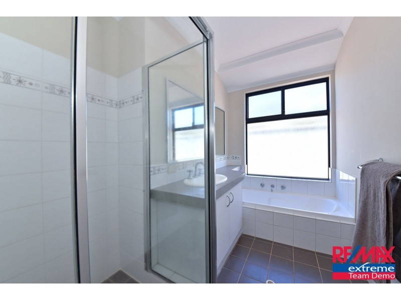 178 St Stephens Crescent, Tapping WA 6065