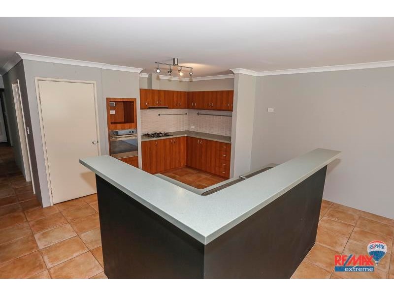 14 Kirke Cove, Merriwa WA 6030