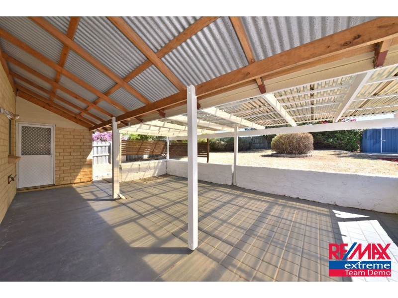 8 Burnett Drive, Clarkson WA 6030