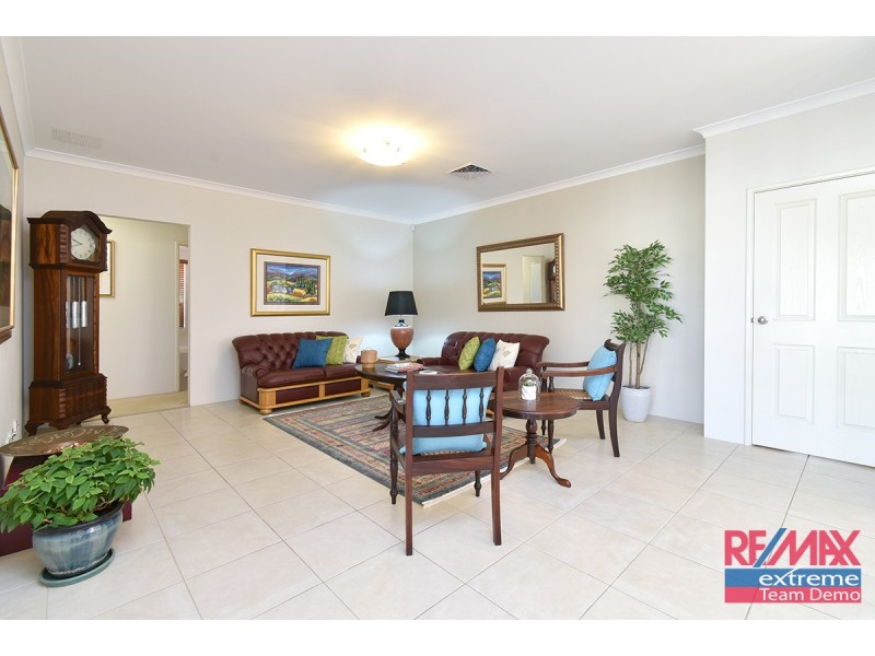 4 Marseille Link, Quinns Rocks WA 6030