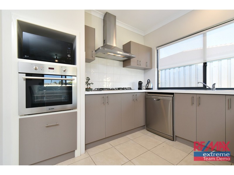 4 Marseille Link, Quinns Rocks WA 6030