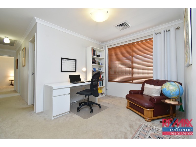 4 Marseille Link, Quinns Rocks WA 6030