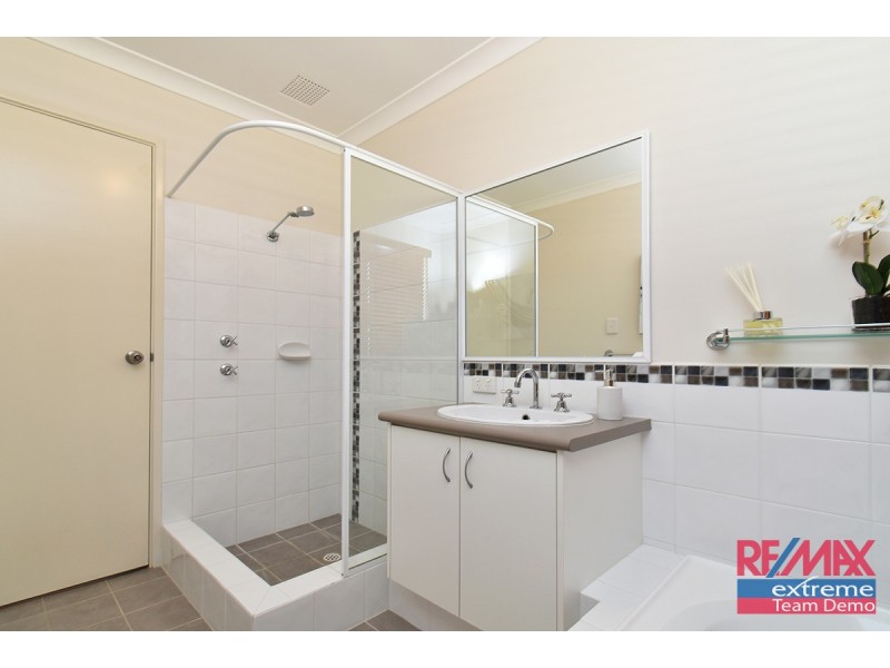 4 Marseille Link, Quinns Rocks WA 6030