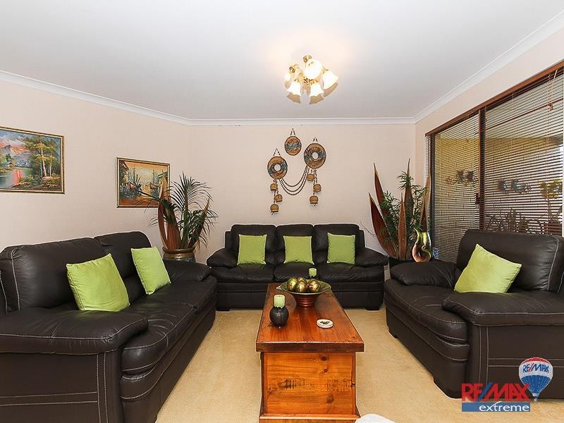 12 Crofton Cove, Mindarie WA 6030