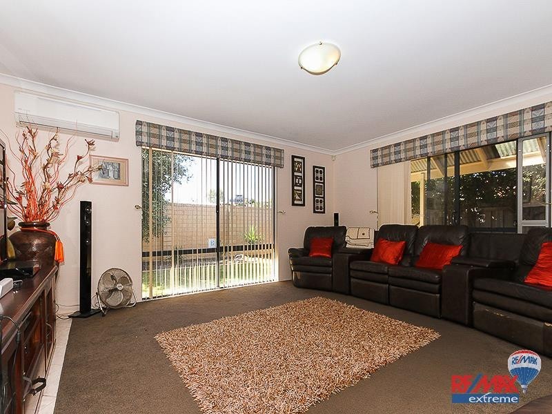 12 Crofton Cove, Mindarie WA 6030