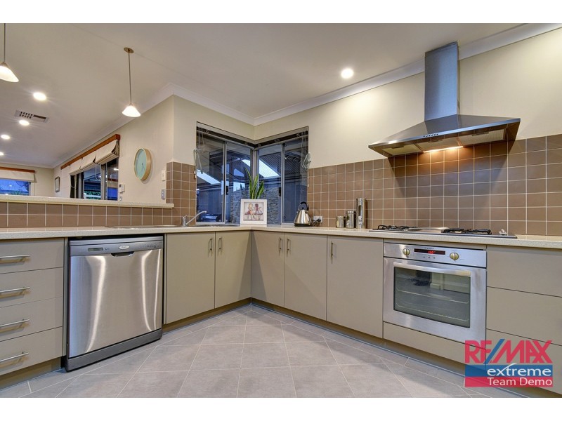 5 Sisley Approach, Tapping WA 6065