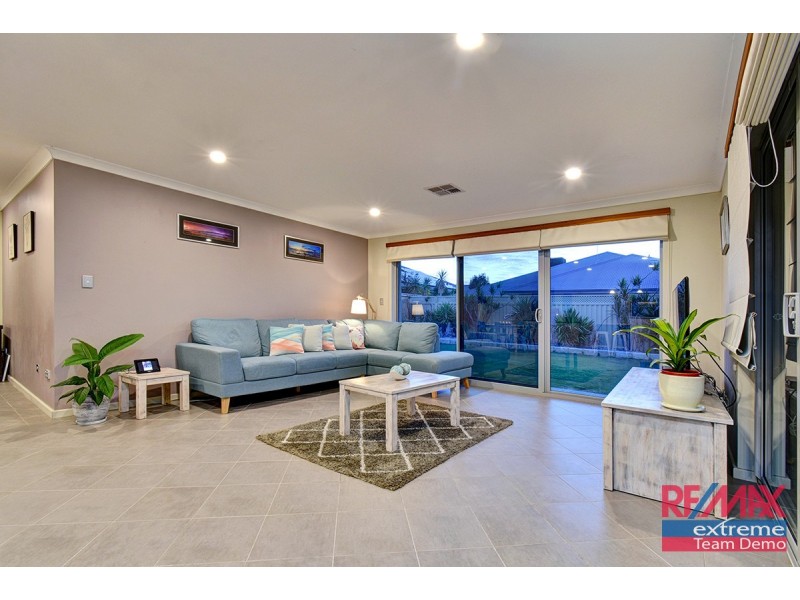 5 Sisley Approach, Tapping WA 6065