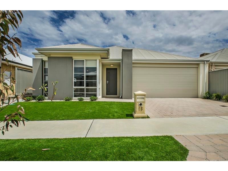 15 Fulvous Loop, Eglinton WA 6034