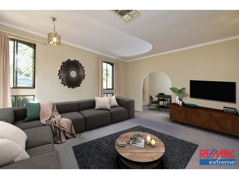 52 Yallambee Crescent, Wanneroo WA 6065