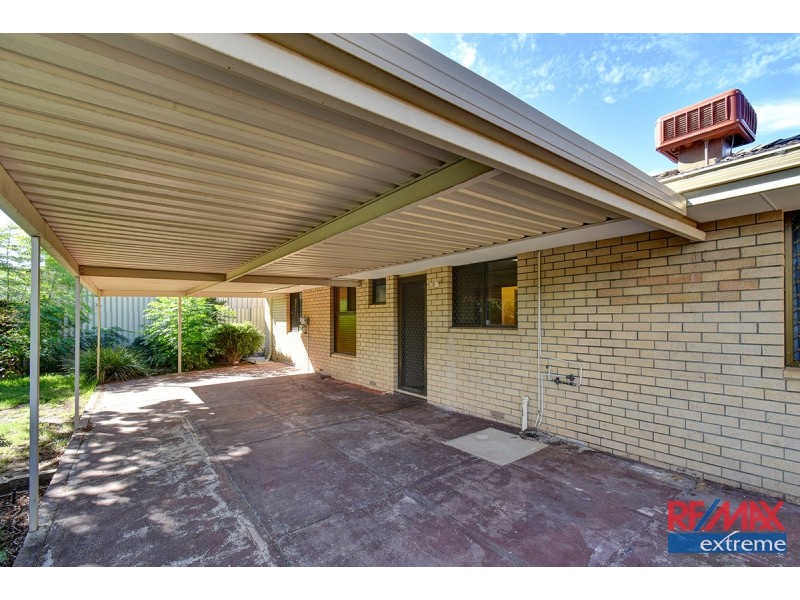52 Yallambee Crescent, Wanneroo WA 6065