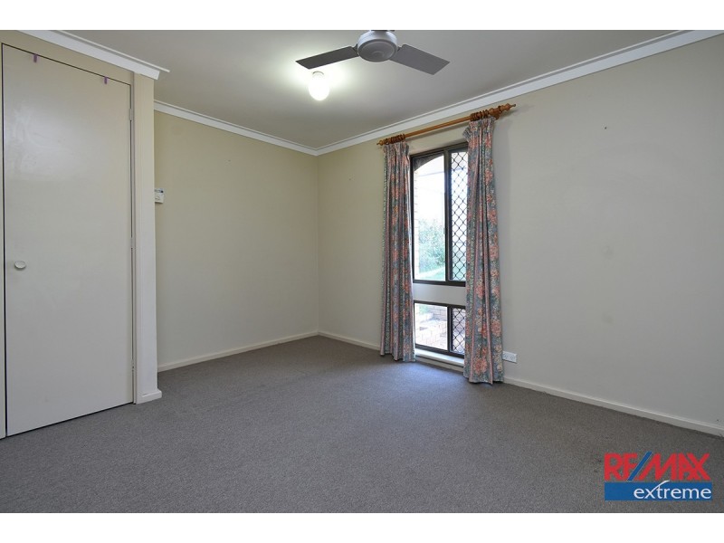 52 Yallambee Crescent, Wanneroo WA 6065