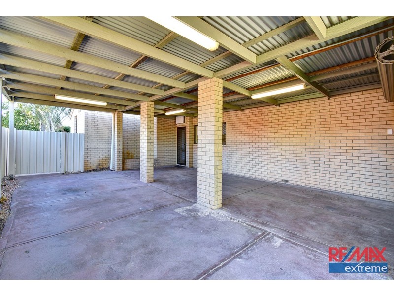 52 Yallambee Crescent, Wanneroo WA 6065