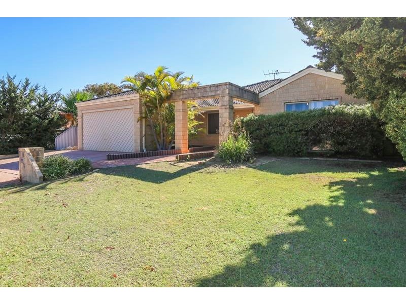 3 Wigtown Lane, Kinross WA 6028