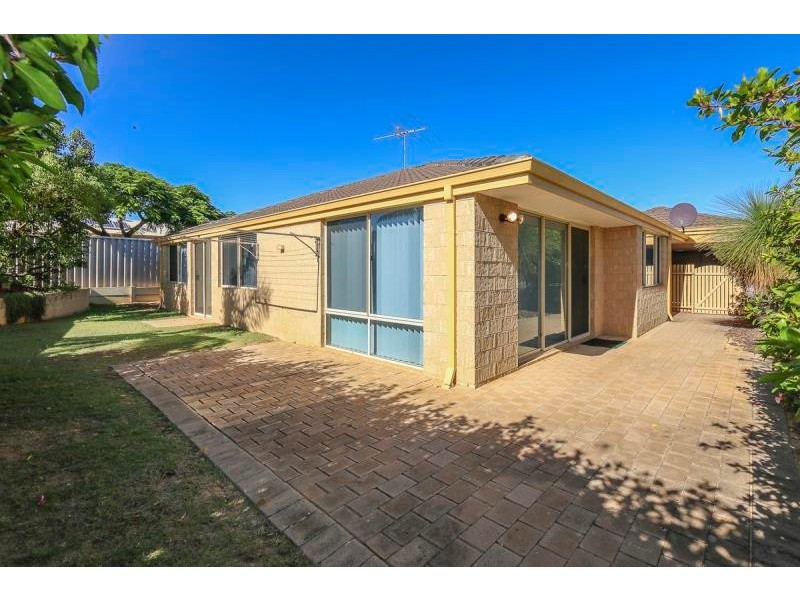 3 Wigtown Lane, Kinross WA 6028