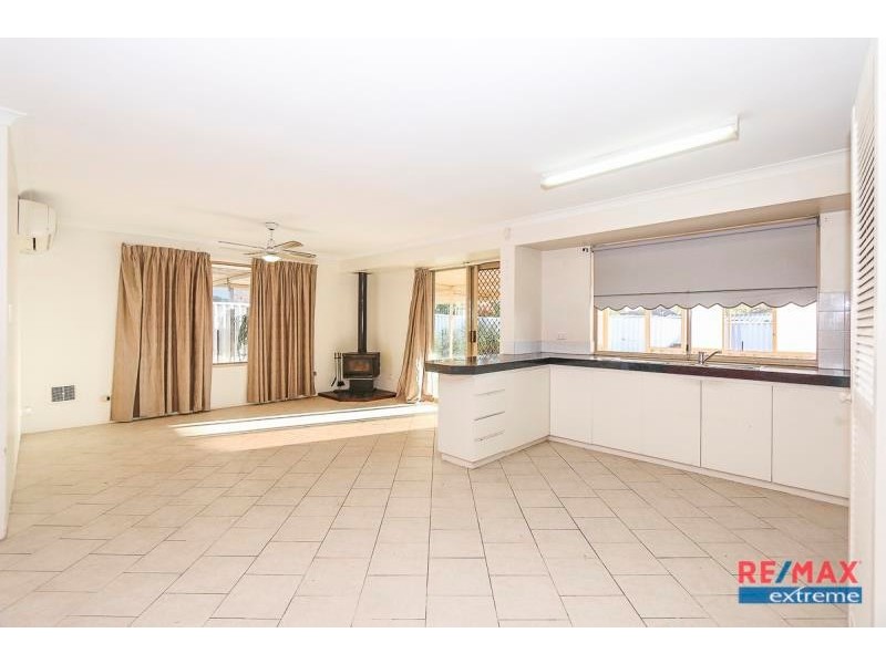 23 Salmon Gum Grove, Beechboro WA 6063