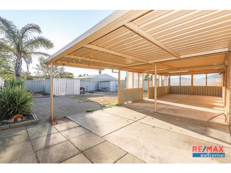23 Salmon Gum Grove, Beechboro WA 6063