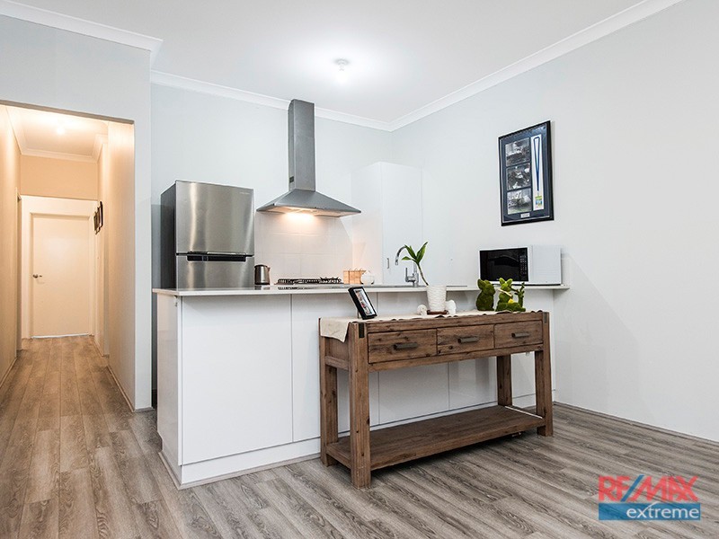 27 Tredegar Street, Butler WA 6036