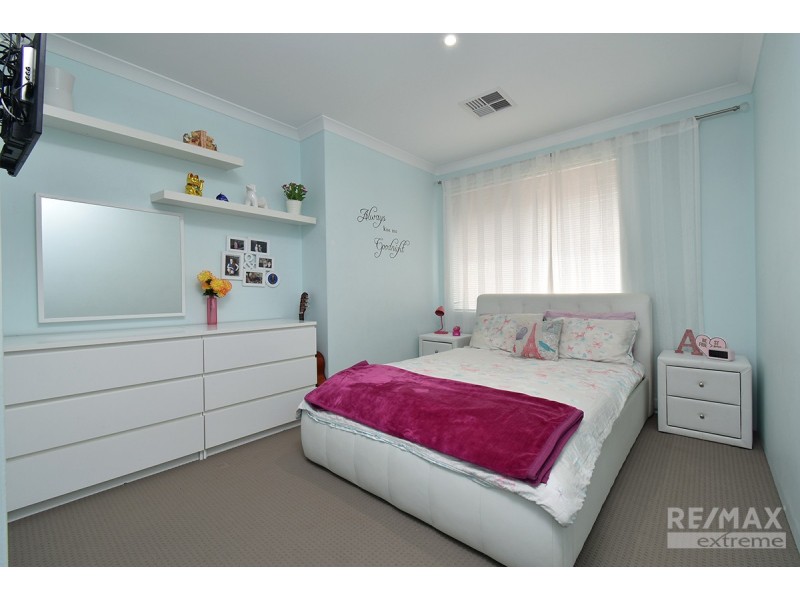 18 Kendari Road, Clarkson WA 6030