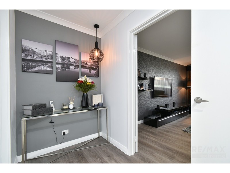 18 Kendari Road, Clarkson WA 6030